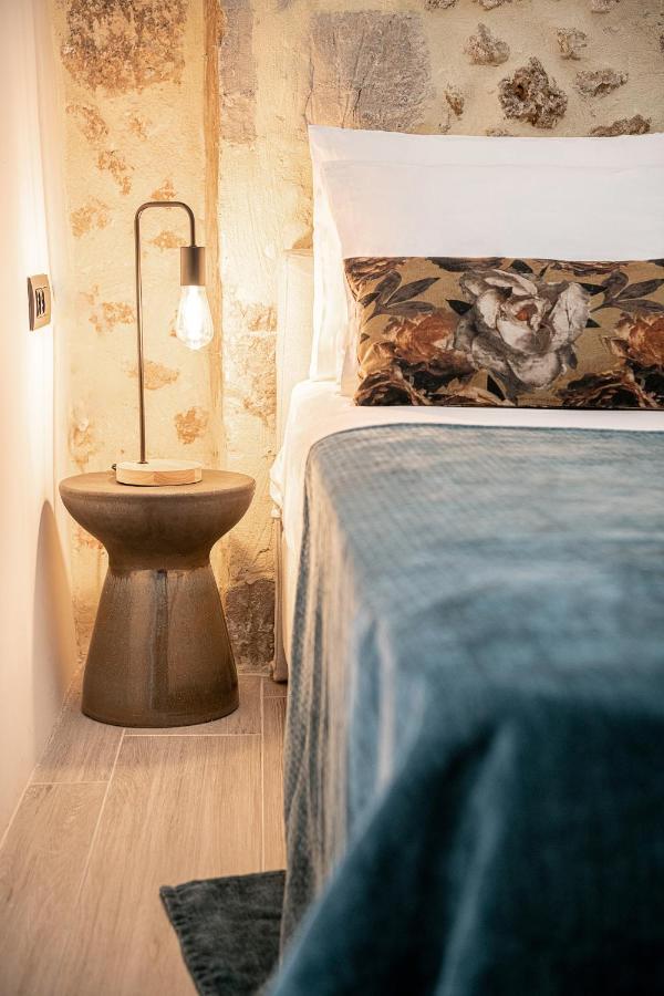 Malmaki, A Street View Apartment Chania  Bagian luar foto